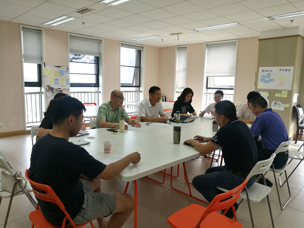 徐书记赴西南交大考察座谈会1.jpg